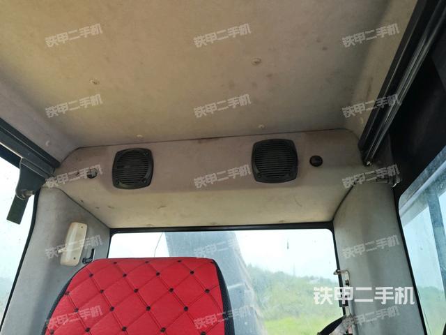 座椅后部(駕駛室部分) 座椅后部(駕駛室部分)