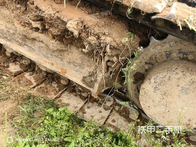 左側(cè)行走馬達(dá)蓋板(行走機(jī)構(gòu)) 左側(cè)行走馬達(dá)蓋板(行走機(jī)構(gòu))