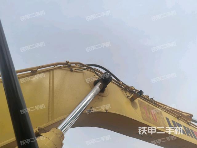 大臂整體?右側(工作和回轉裝置) 大臂整體?右側(工作和回轉裝置)