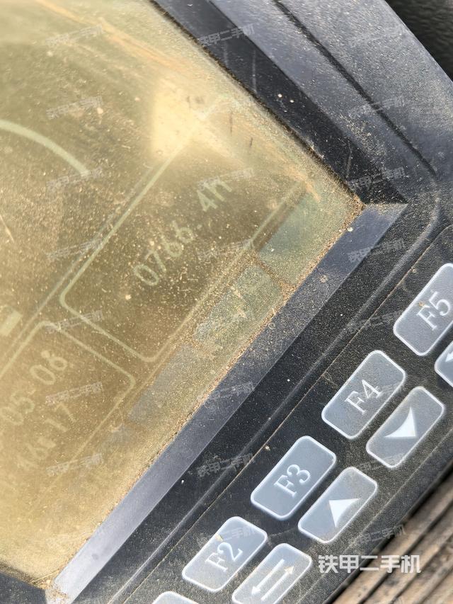 顶棚整体(驾驶室部分) 顶棚整体(驾驶室部分)