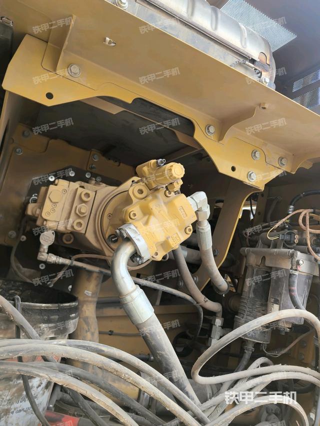 液壓泵室(大件艙室) 液壓泵室(大件艙室)