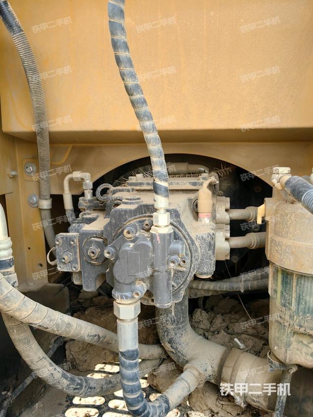 液压泵室(大件舱室) 液压泵室(大件舱室)