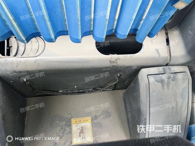 座椅后部(駕駛室部分) 座椅后部(駕駛室部分)