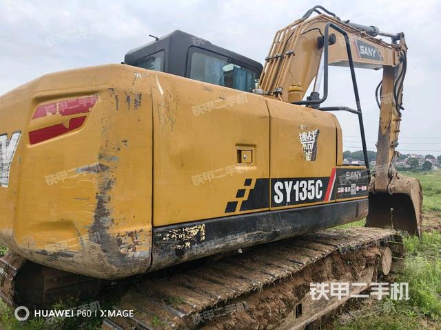 右后45(整機(jī)外觀) 右后45(整機(jī)外觀)