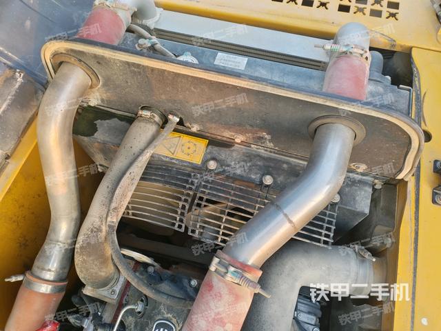 水箱+风扇特写(上车部件) 水箱+风扇特写(上车部件)