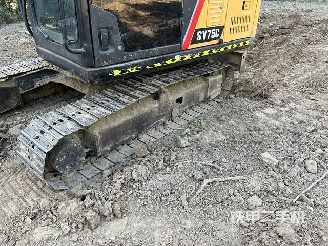 单侧履带整体（整机外观）