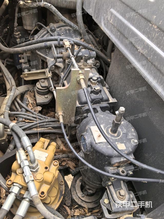 液压泵室(大件舱室) 液压泵室(大件舱室)