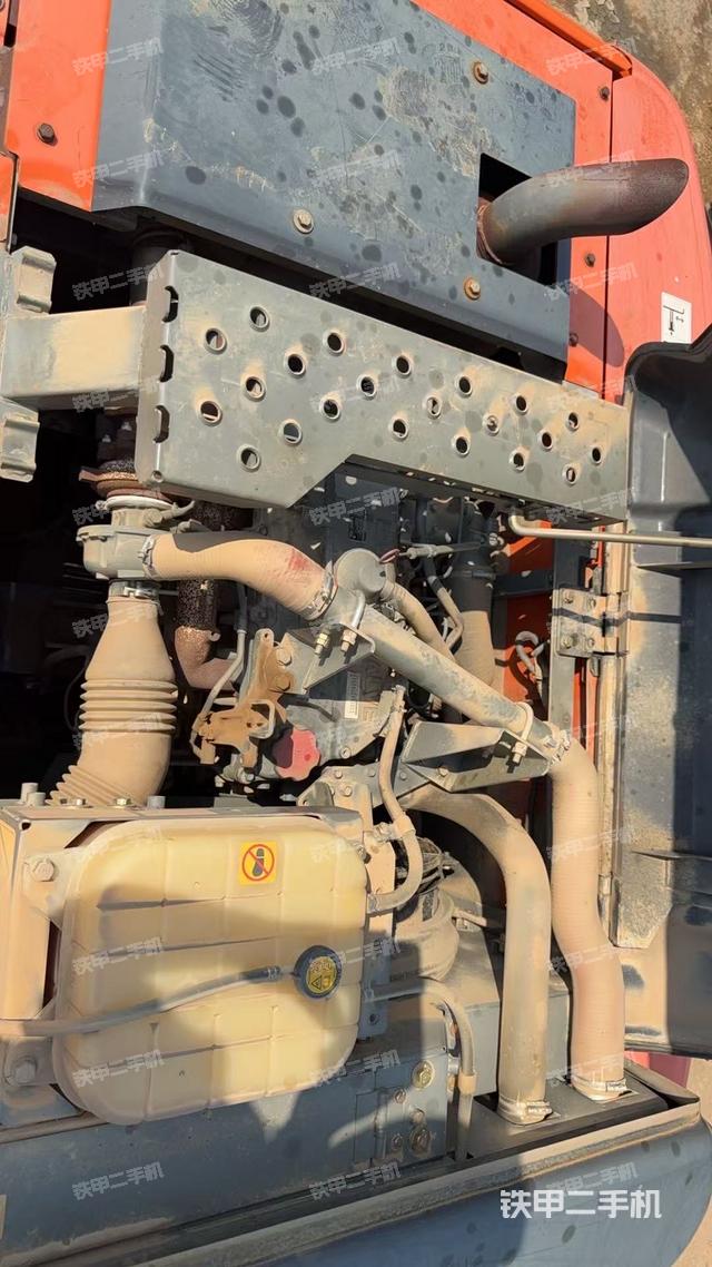 发动机整体俯视（整机外观）