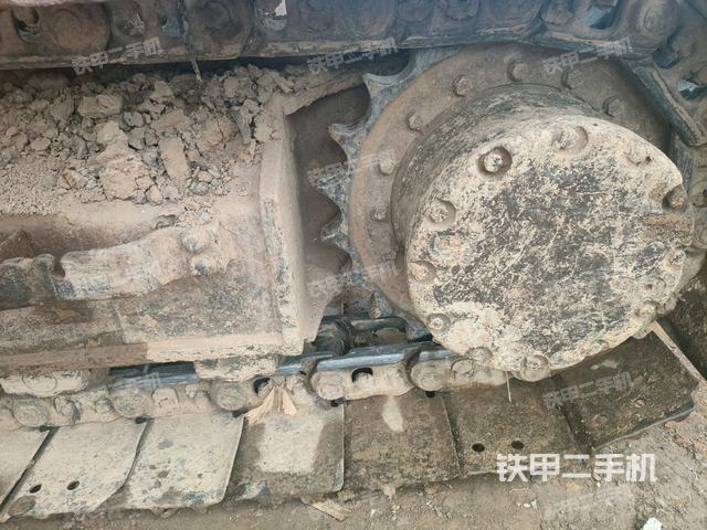 右驅(qū)動輪(行走機構(gòu)) 右驅(qū)動輪(行走機構(gòu))