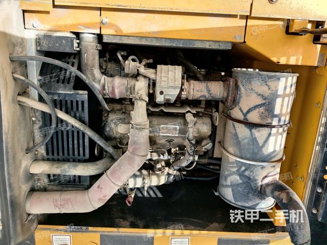 發(fā)動機室(上車部件) 發(fā)動機室(上車部件)