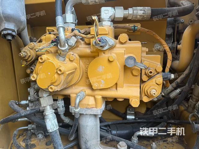 液压泵室(大件舱室) 液压泵室(大件舱室)