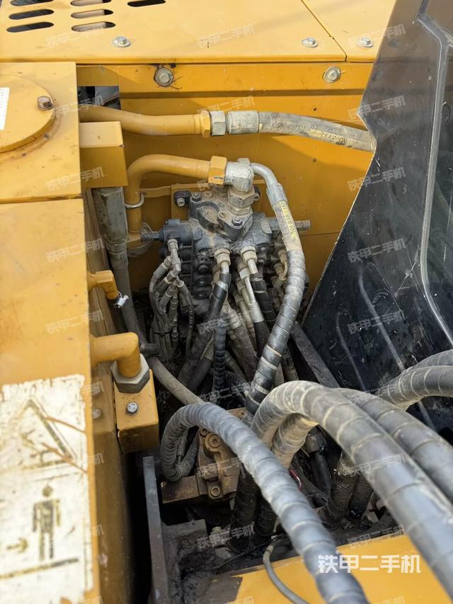 分配阀(上车部件) 分配阀(上车部件)