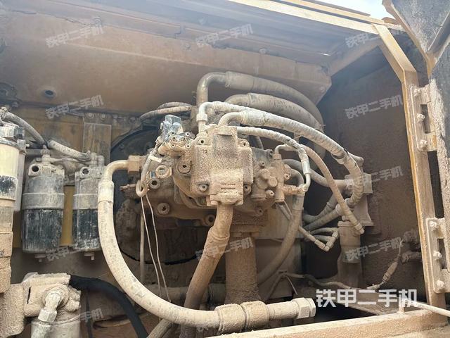 電瓶(大件艙室) 電瓶(大件艙室)