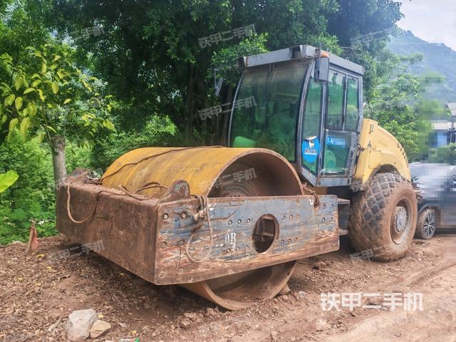 路陽LT220B壓路機