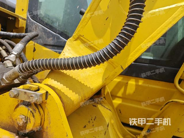 大臂根部?斜視(工作和回轉(zhuǎn)裝置) 大臂根部?斜視(工作和回轉(zhuǎn)裝置)