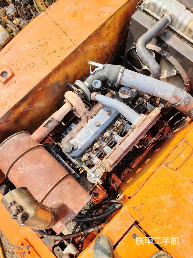 发动机整体俯视(整机外观) 发动机整体俯视(整机外观)