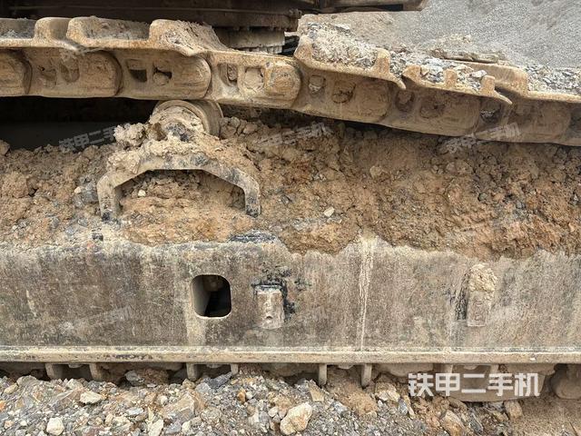 右側(cè)行走馬達(dá)蓋板(行走機(jī)構(gòu)) 右側(cè)行走馬達(dá)蓋板(行走機(jī)構(gòu))