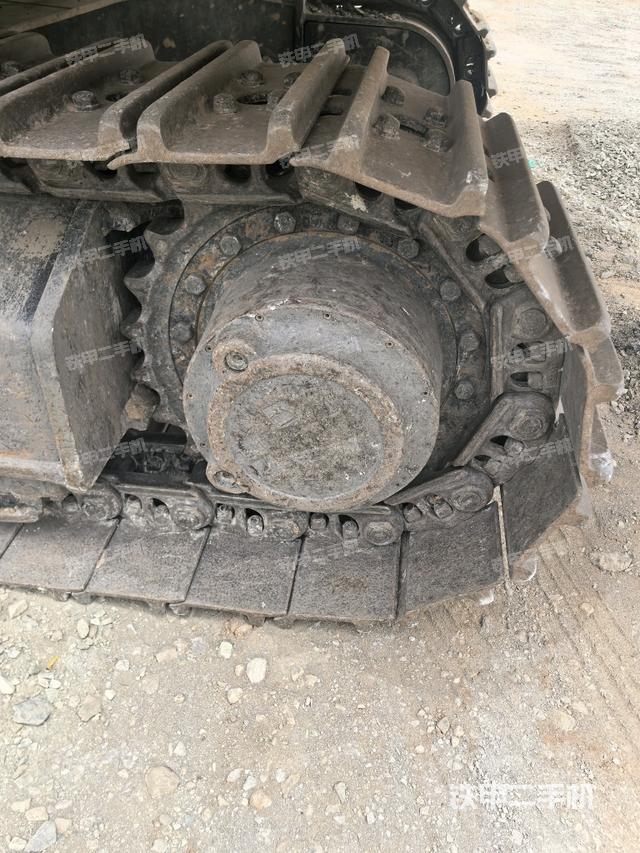 左驅(qū)動(dòng)輪(行走機(jī)構(gòu)) 左驅(qū)動(dòng)輪(行走機(jī)構(gòu))