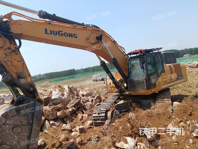 柳工CLG950E挖掘機(jī)