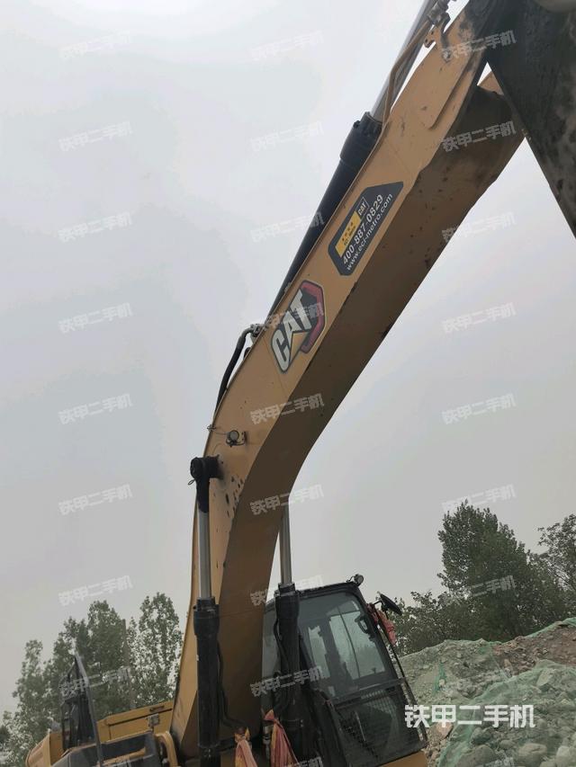 大臂整體?右側(cè)(工作和回轉(zhuǎn)裝置) 大臂整體?右側(cè)(工作和回轉(zhuǎn)裝置)