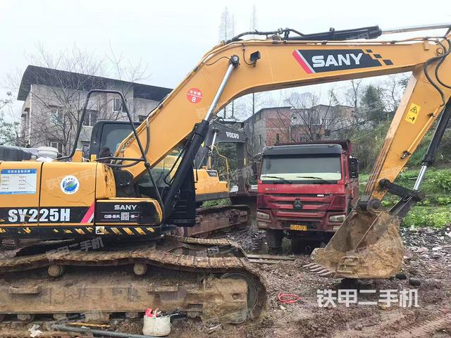 三一重工SY200H挖掘機