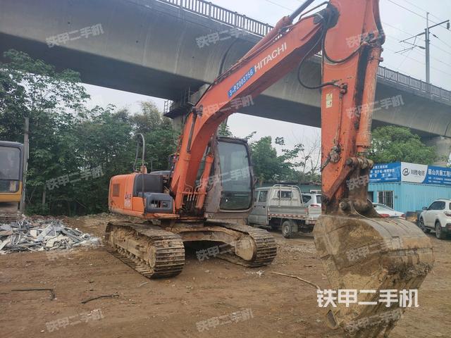 右前45(整機外觀) 右前45(整機外觀)