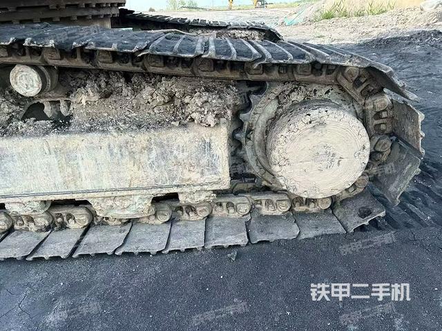 右驱动轮(行走机构) 右驱动轮(行走机构)