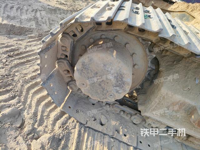 右驅(qū)動輪(行走機(jī)構(gòu)) 右驅(qū)動輪(行走機(jī)構(gòu))