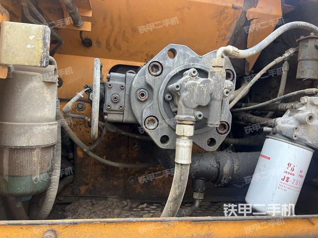 液压泵斜45 左(大件舱室) 液压泵斜45 左(大件舱室)