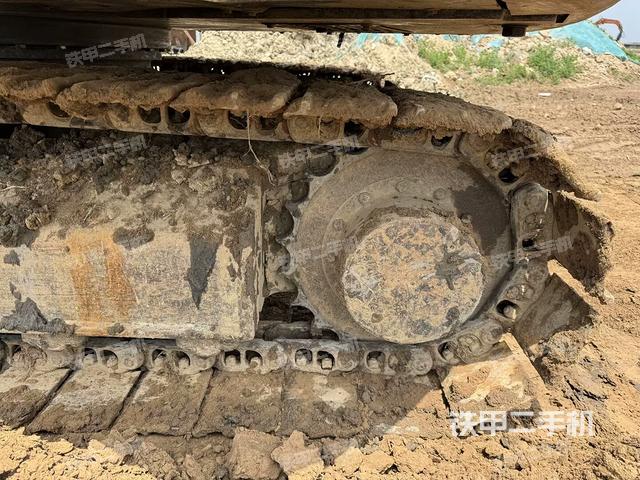 右驱动轮(行走机构) 右驱动轮(行走机构)