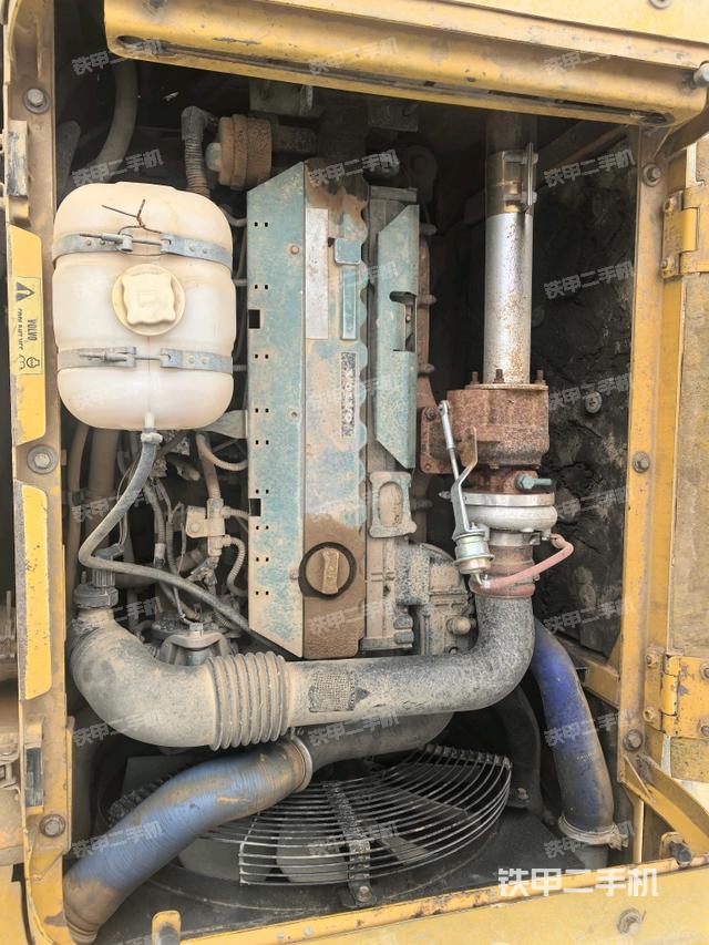 發(fā)動機室(上車部件) 發(fā)動機室(上車部件)