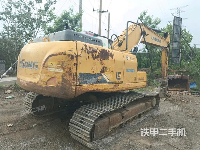 柳工CLG922E挖掘机的设备实拍-第2张实拍照片