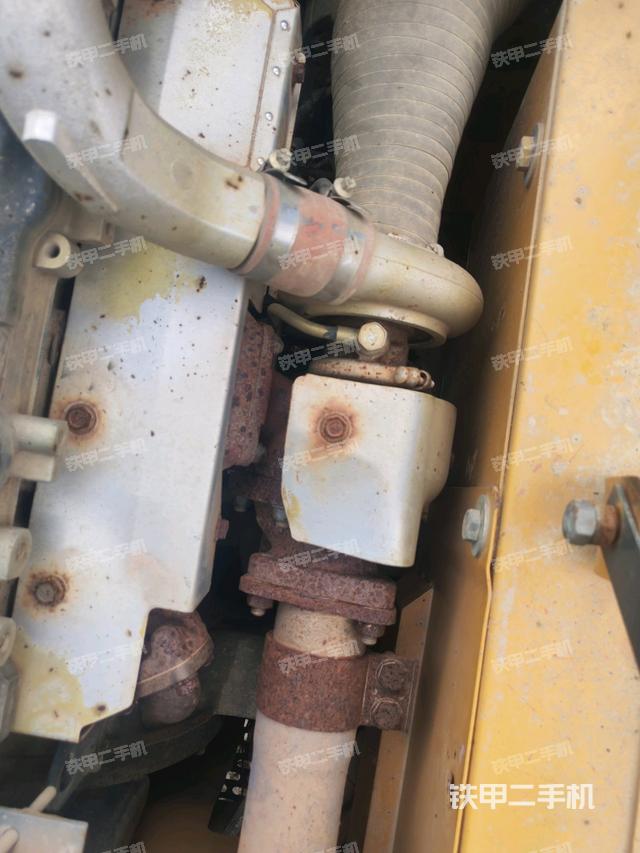 氣門室蓋螺絲特寫(上車部件) 氣門室蓋螺絲特寫(上車部件)
