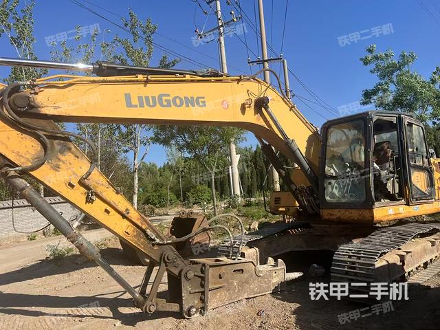 柳工CLG922E挖掘機(jī)