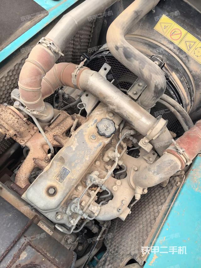 发动机整体俯视(整机外观) 发动机整体俯视(整机外观)