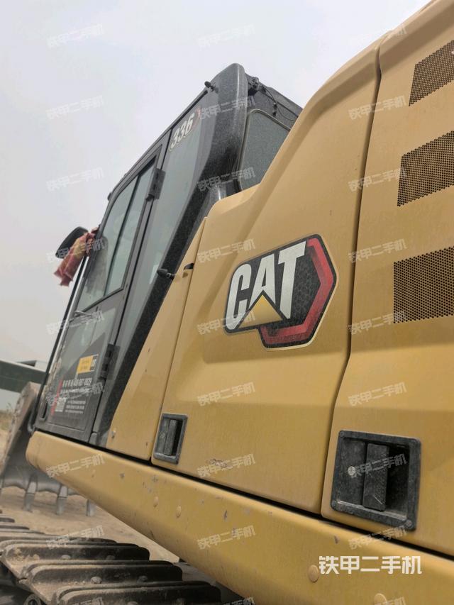 駕駛室左后45度(駕駛室部分) 駕駛室左后45度(駕駛室部分)