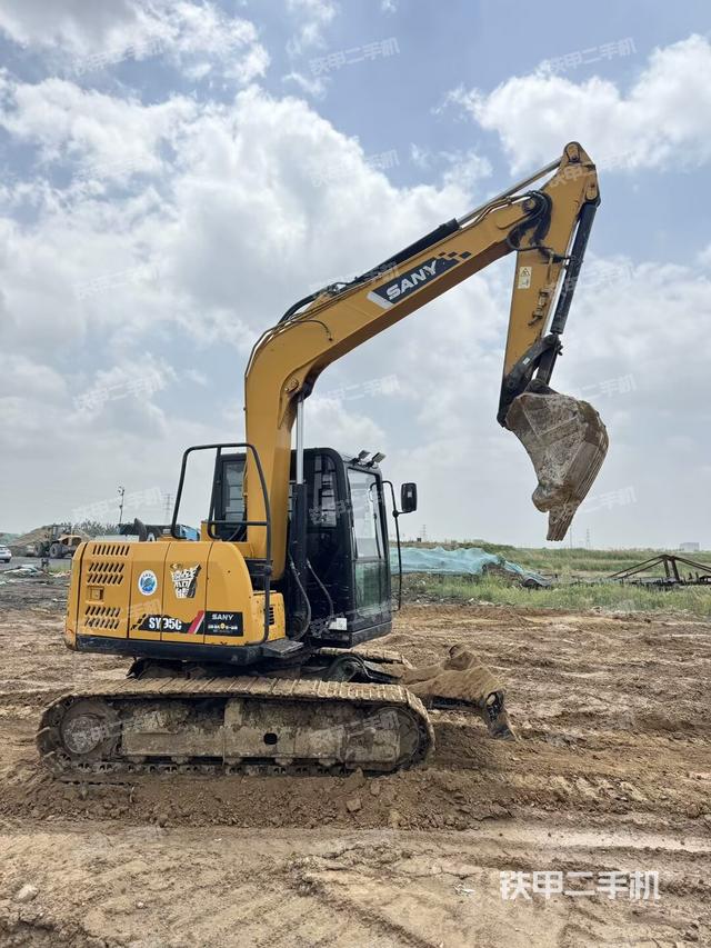 右前45(整机外观) 右前45(整机外观)