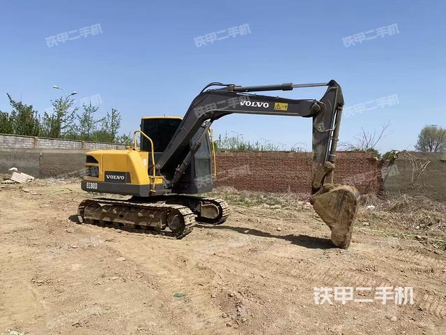 整機(jī)右后45°(整機(jī)外觀) 整機(jī)右后45°(整機(jī)外觀)