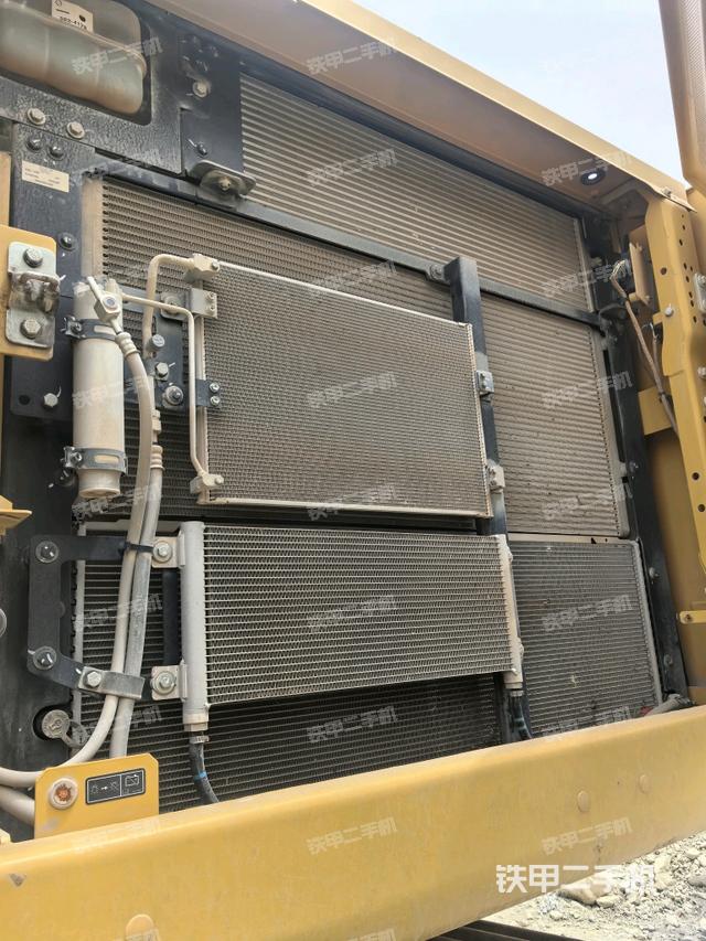 散熱器室(大件艙室) 散熱器室(大件艙室)