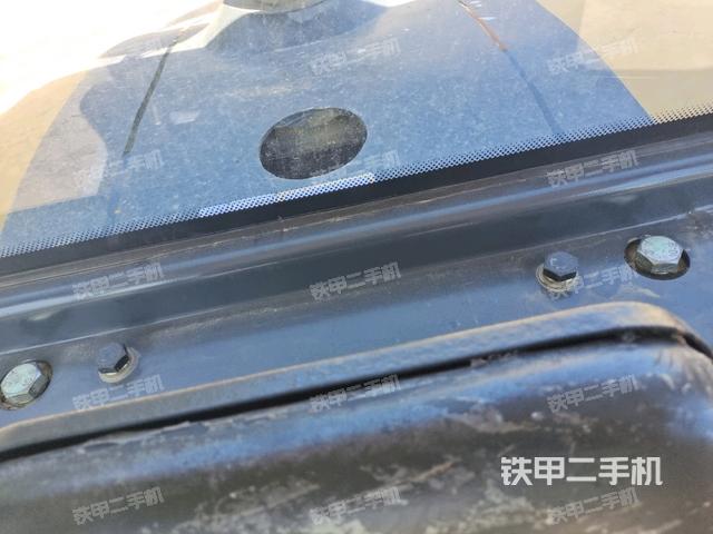 驾驶室顶蓬内(压路机驾驶室) 驾驶室顶蓬内(压路机驾驶室)