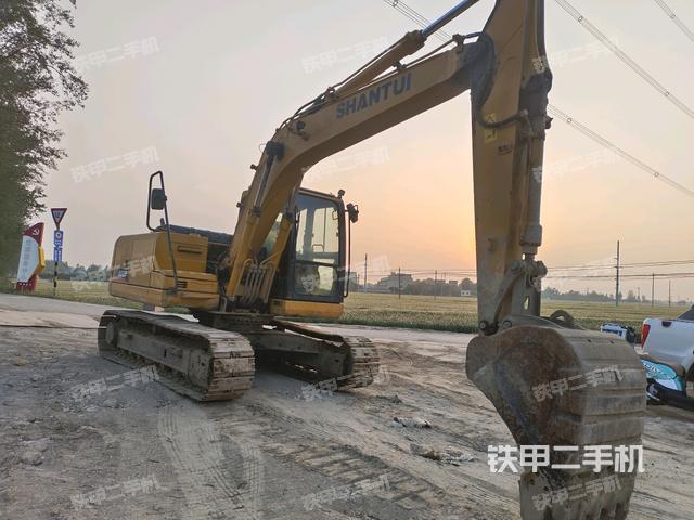 右前45(整机外观) 右前45(整机外观)