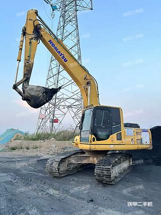 小松PC200-8挖掘機實拍圖片