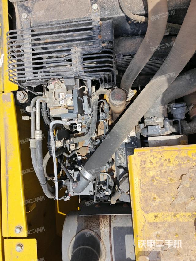 發(fā)動(dòng)機(jī)室(上車(chē)部件) 發(fā)動(dòng)機(jī)室(上車(chē)部件)