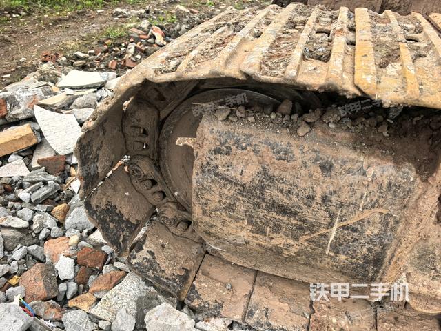 右側(cè)行走馬達(dá)蓋板(行走機(jī)構(gòu)) 右側(cè)行走馬達(dá)蓋板(行走機(jī)構(gòu))