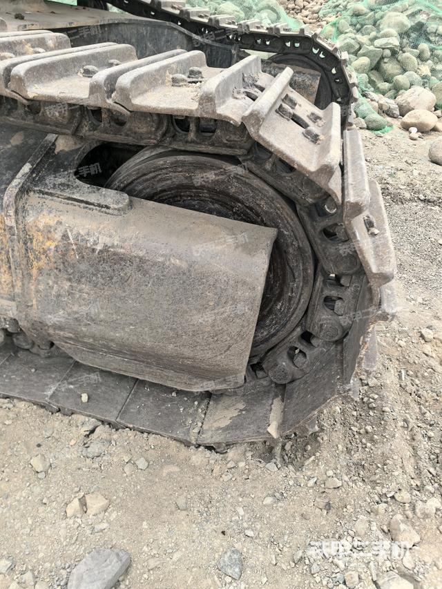 左托鏈輪和鏈筋(行走機(jī)構(gòu)) 左托鏈輪和鏈筋(行走機(jī)構(gòu))