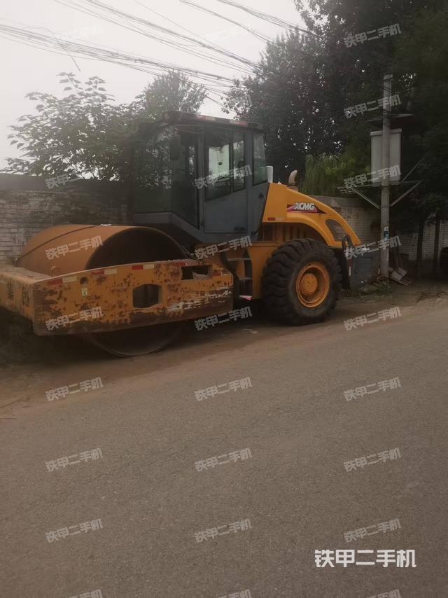 整機(jī)右后45°(設(shè)備外觀及核心部件) 整機(jī)右后45°(設(shè)備外觀及核心部件)