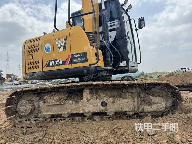 左侧履带整体 (行走机构) 左侧履带整体 (行走机构)