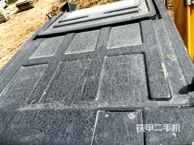 駕駛室頂部俯視(上車部件) 駕駛室頂部俯視(上車部件)