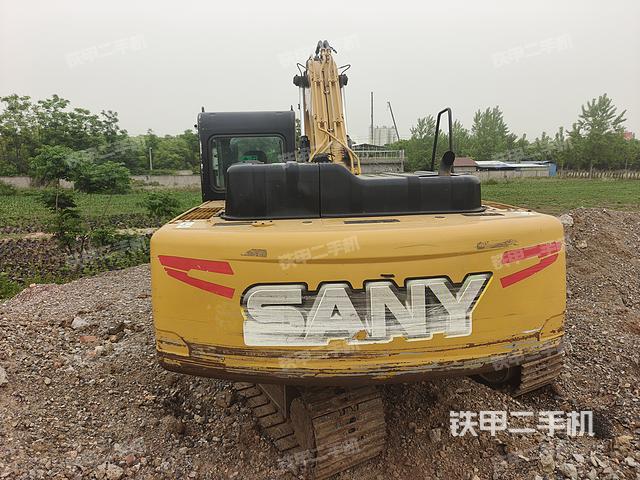 整机右后45°(整机外观) 整机右后45°(整机外观)