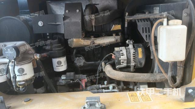 發(fā)動(dòng)機(jī)整體俯視（整機(jī)外觀）